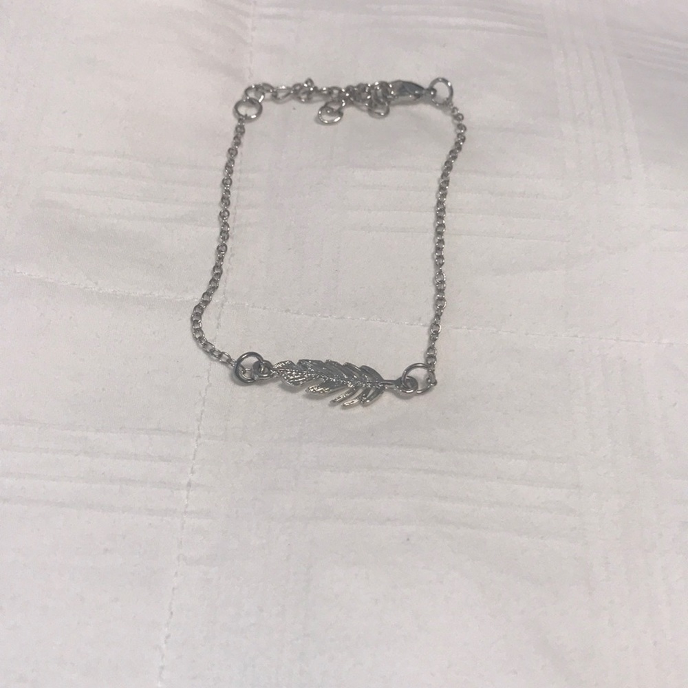 Feather bracelet